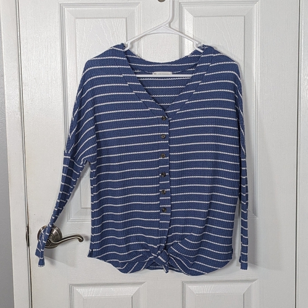 FSL Apparel Waffle Knit Tie-Hem Button Front Blue and White Stripe Top Size S